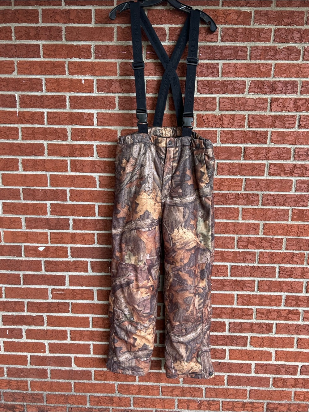 Cabela's insulated camo hunting bib kids overalls, Kid Size  XL, Cabela's bibs